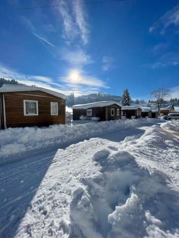 Hotel Camping Le Miroir Les Hopitaux-Neufs Exterior foto